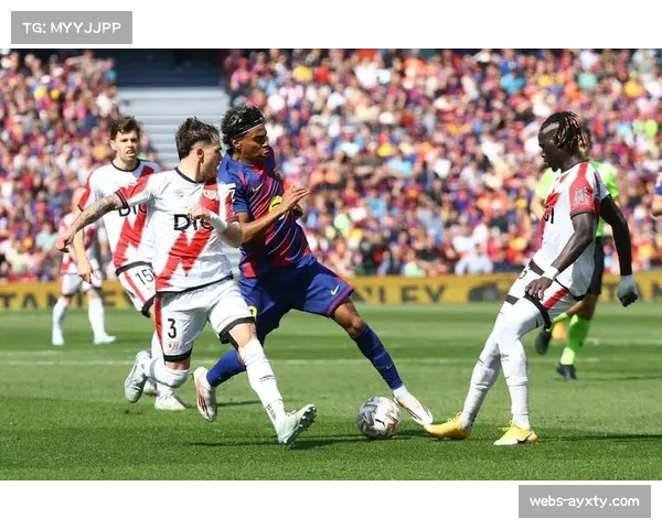 巴萨1-0巴列卡诺取联赛五连胜，阿劳霍制胜球助球队七分领跑